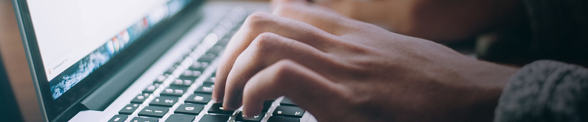 Vertragsbestätigung - Kundenportal für schnelle Downloads